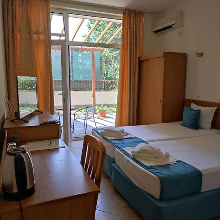 аурелия бей Hotel *