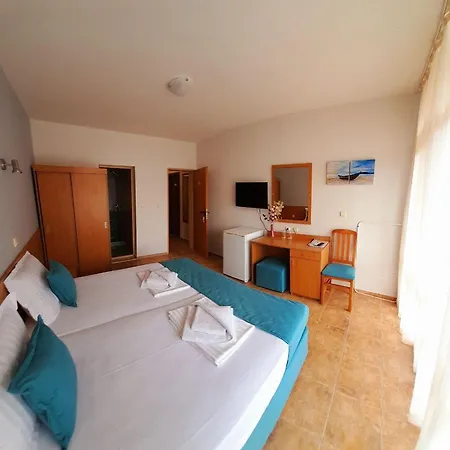 аурелия бей فندق *