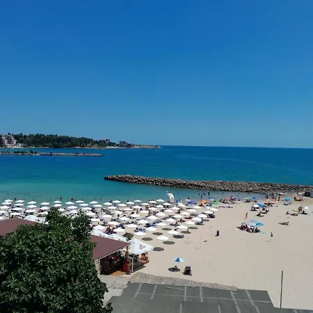 аурелия бей * Равда