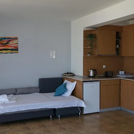 аурелия бей فندق