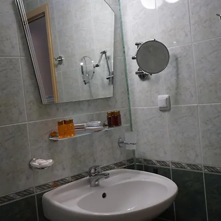 аурелия бей * رافدا