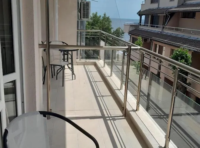 аурелия бей Hotel *