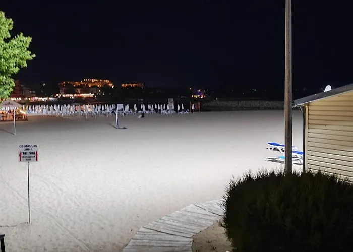 аурелия бей Равда