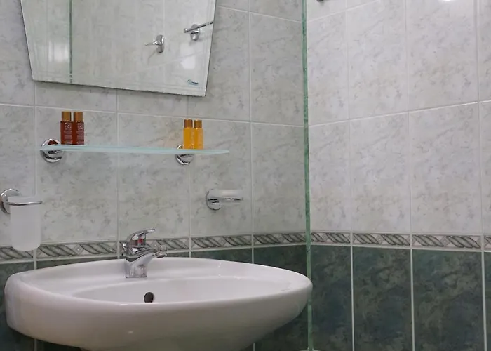 аурелия бей *