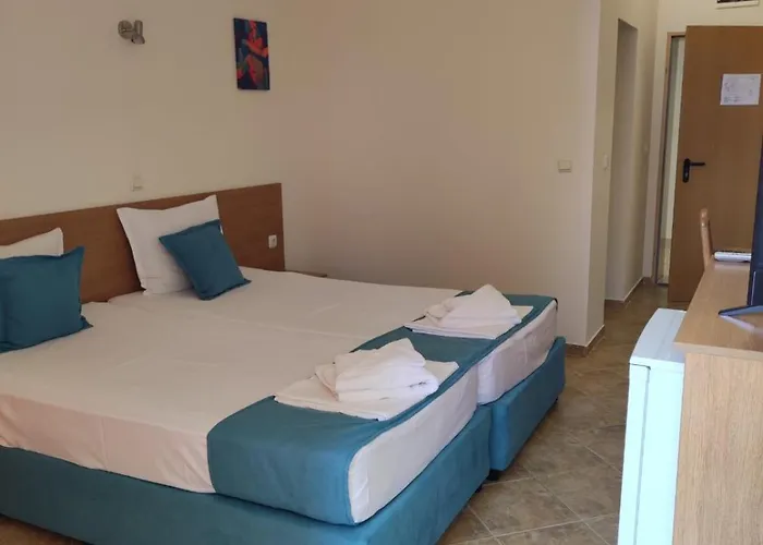 Hotel аурелия бей