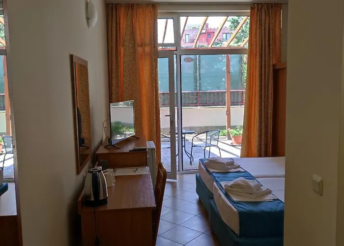 аурелия бей * Равда